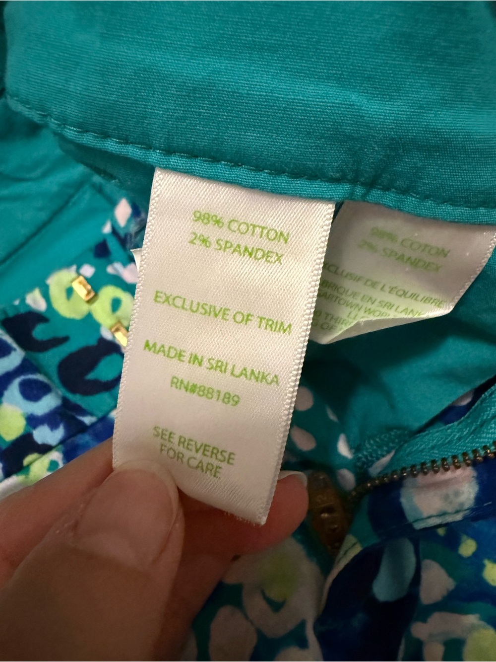 Lilly Pulitzer Callahan Shorts in “Botanical Green Hotter Spot” print - Picture 6 of 10